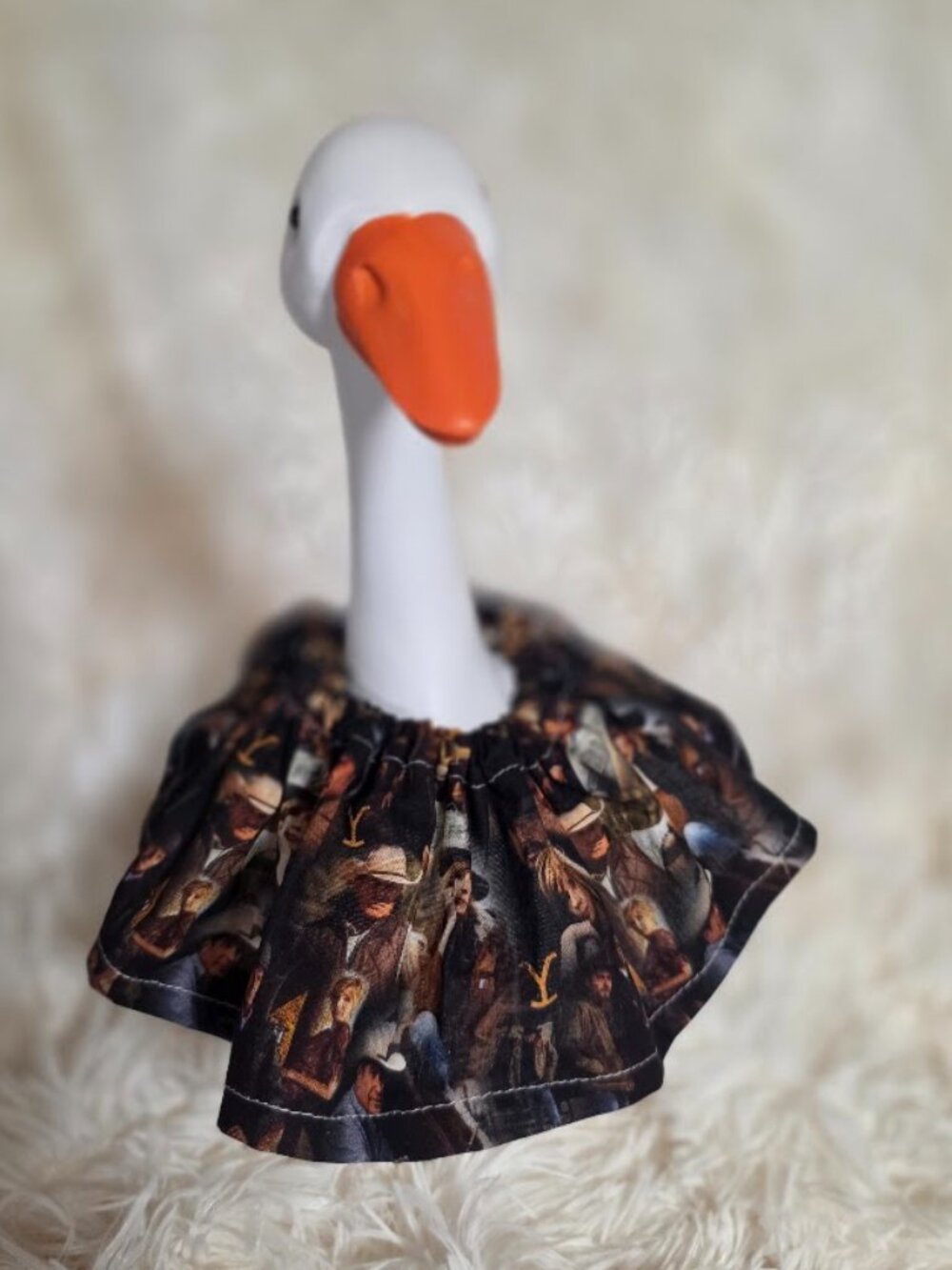 10" yellowstone pattern dress